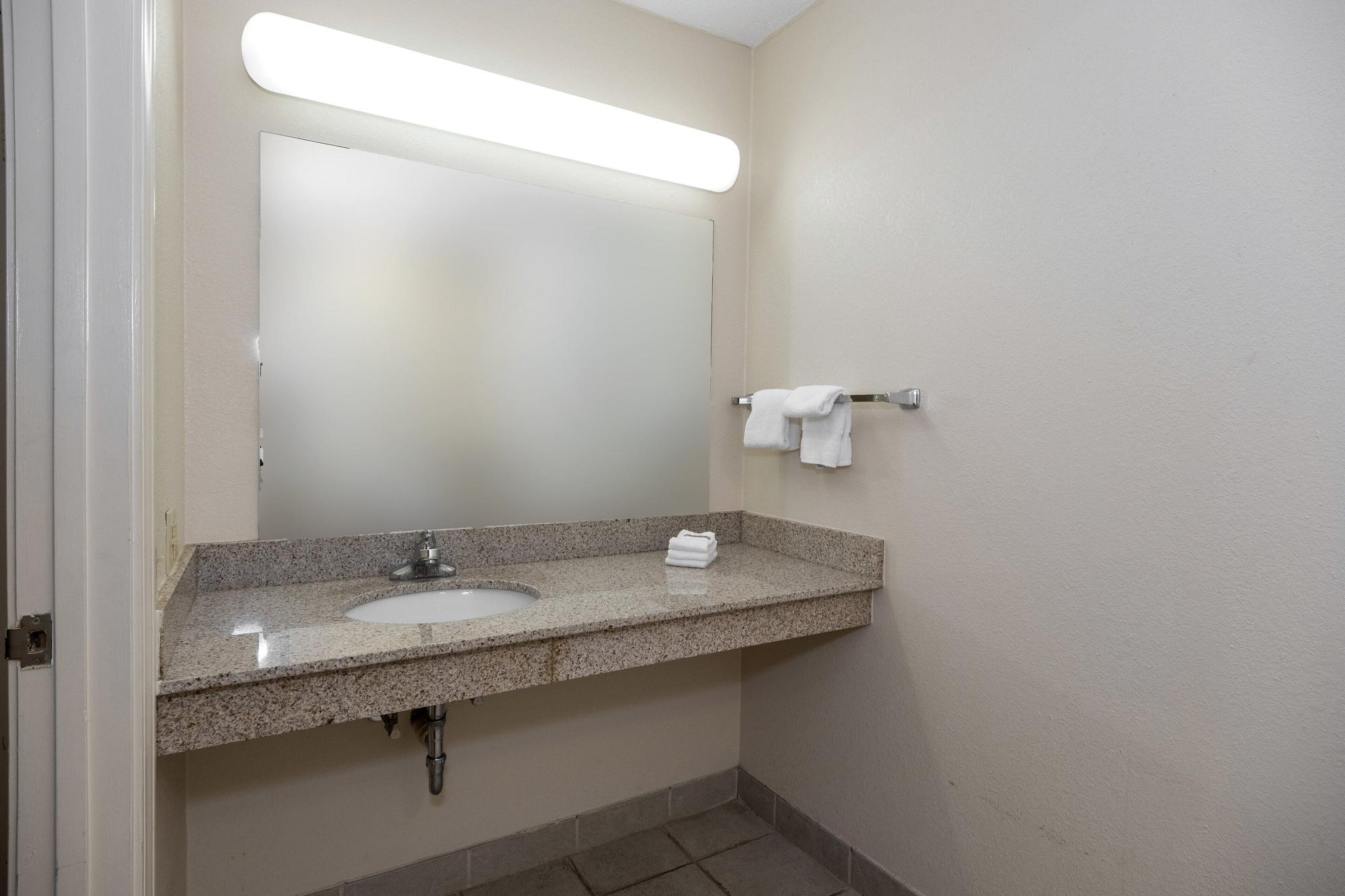 Red Roof Inn & Suites Wytheville Ngoại thất bức ảnh